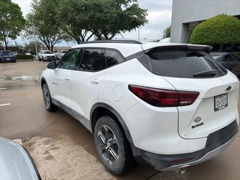 Certified 2023 Chevrolet Blazer LT w/ Convenience Package image 6