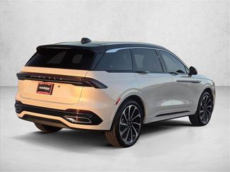 New 2026 Lincoln Nautilus Black Label video 2