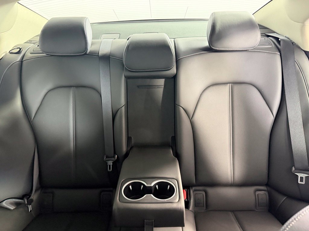 Used 2026 Genesis G70 2.5T RWD image 18