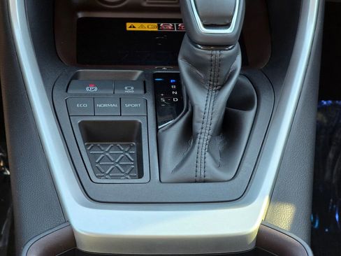 Used 2025 Toyota RAV4 Limited w/ Advanced Technology Package image 37