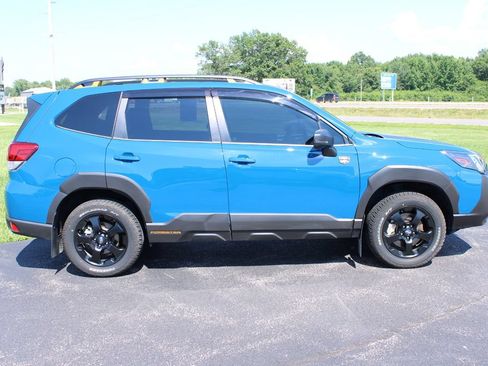 Used 2025 Subaru Forester Wilderness AWD/4WD image 19