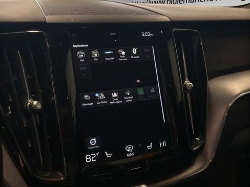 Used 2020 Volvo XC60 T5 Momentum image 18