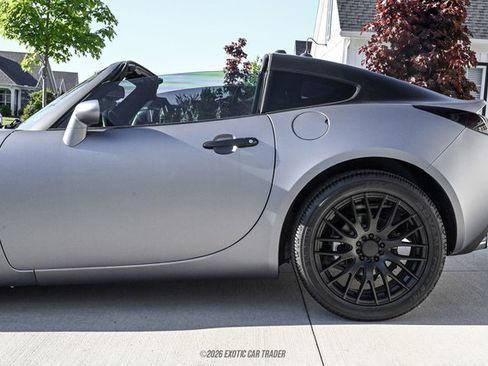 Used 2009 Pontiac Solstice GXP w/ Premium Package RWD image 5
