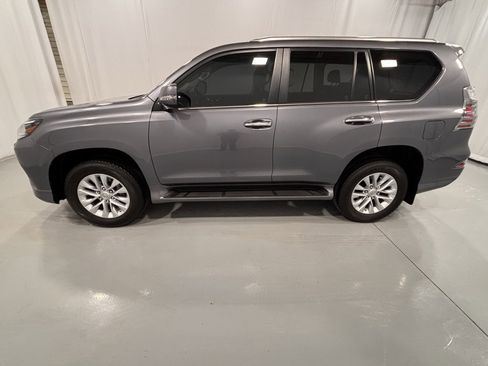 Used 2023 Lexus GX 460 Premium image 9