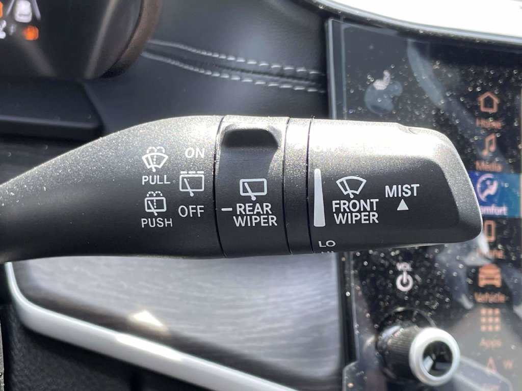 New 2026 Jeep Grand Cherokee Altitude AWD/4WD image 33