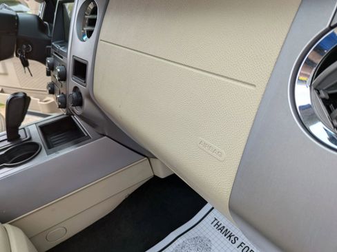 Used 2017 Ford Expedition EL XLT w/ Equipment Group 202A image 45