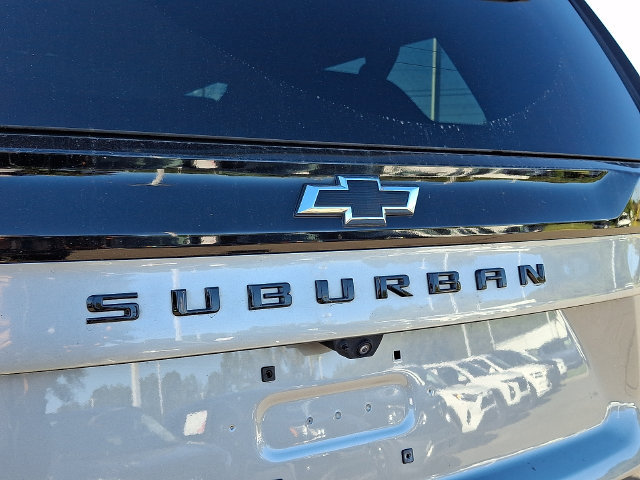 Used 2025 Chevrolet Suburban Z71 AWD/4WD image 30