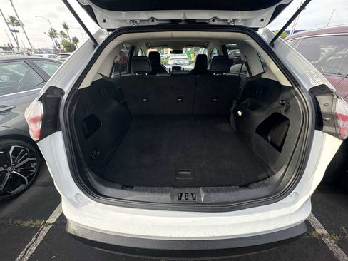 Used 2022 Ford Edge SEL image 19