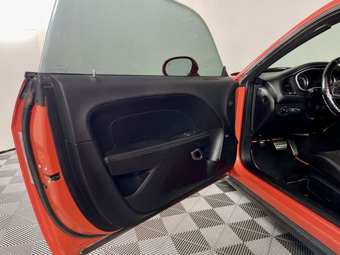 Used 2016 Dodge Challenger R/T Scat Pack image 13