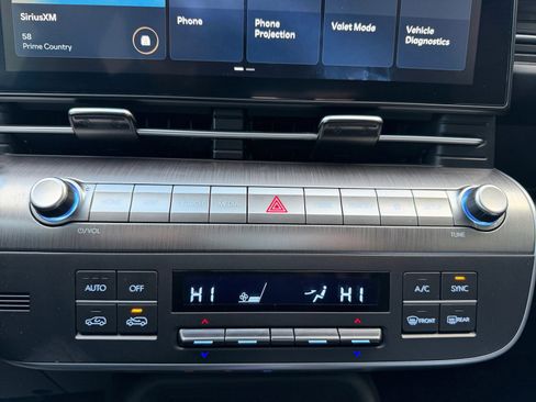 Certified 2024 Hyundai Kona SEL image 12