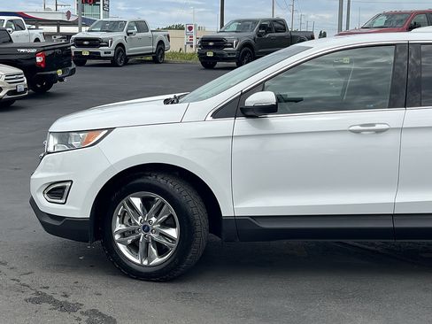 Used 2017 Ford Edge SEL AWD/4WD image 10