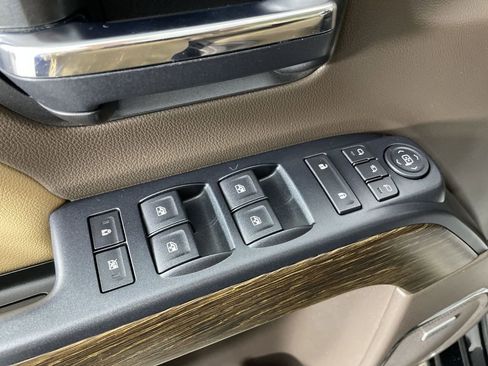 Used 2017 GMC Sierra 1500 Denali w/ Denali Ultimate Package image 21