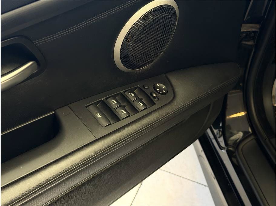 Used 2013 BMW M3 Convertible RWD image 11