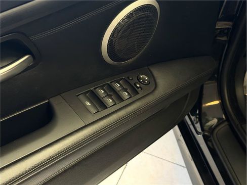 Used 2013 BMW M3 Convertible RWD image 11