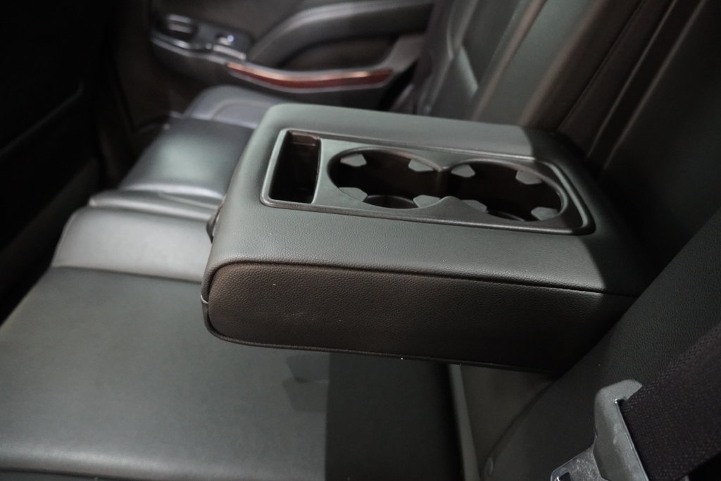 Used 2017 GMC Yukon SLT AWD/4WD image 31