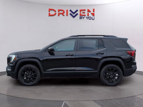 New 2026 GMC Terrain Elevation w/ Black Edition image 2