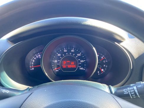 Used 2016 Kia Soul image 14