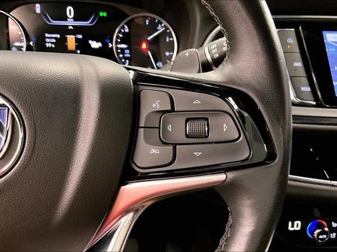 Used 2022 Buick Enclave Avenir w/ Avenir Technology Package AWD/4WD image 28