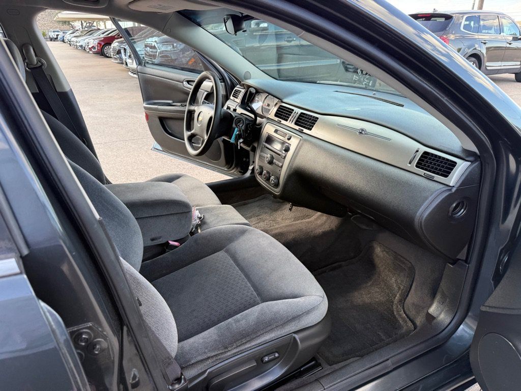 Used 2015 Chevrolet Impala Police FWD image 14