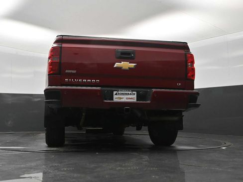 Used 2018 Chevrolet Silverado 1500 LT w/ All Star Edition AWD/4WD image 24