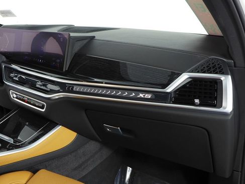 Used 2024 BMW X5 sDrive40i w/ M Sport Package RWD image 14