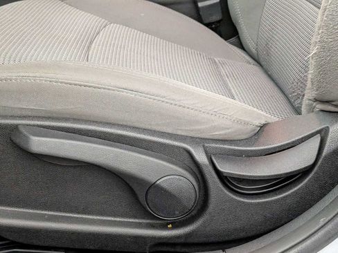 Used 2011 Hyundai Sonata GLS image 17