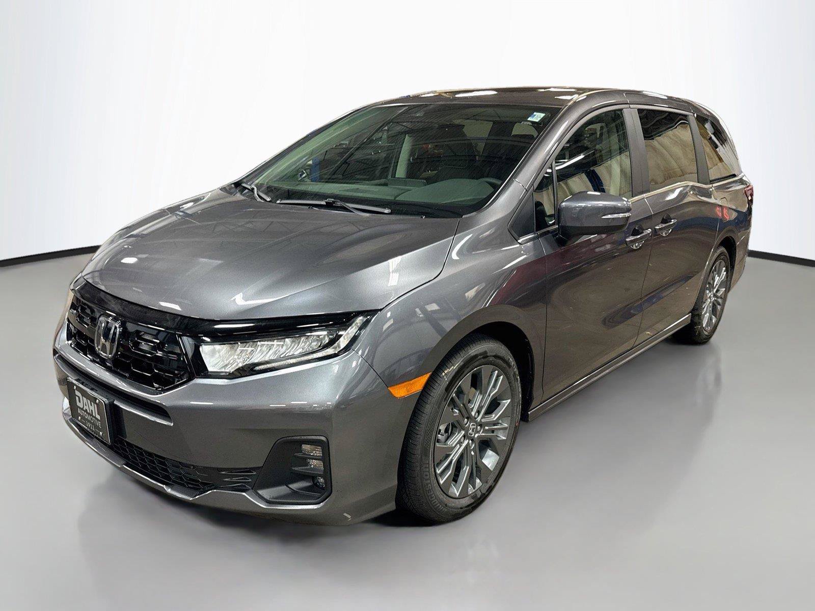 New 2027 Honda Odyssey Touring image 4