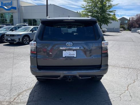 Used 2023 Toyota 4Runner TRD Sport w/ Technology Package AWD/4WD image 4