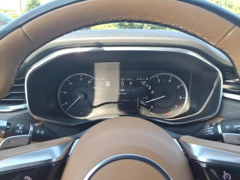 Used 2022 Jaguar F-PACE S AWD/4WD image 30