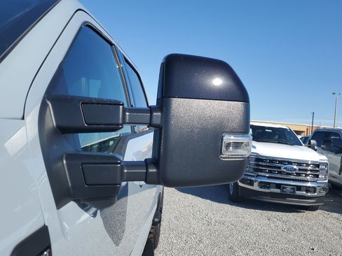New 2026 Ford F250 Lariat w/ Tremor Off-Road Package AWD/4WD image 5