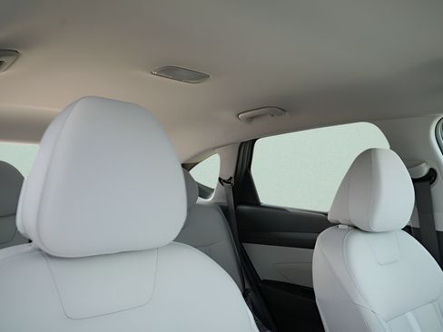 Certified 2026 Hyundai Tucson SEL Plus AWD/4WD image 13