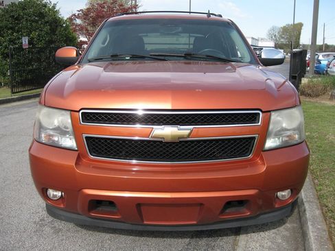 Used 2007 Chevrolet Avalanche LT w/ LT Preferred Equipment Group image 2