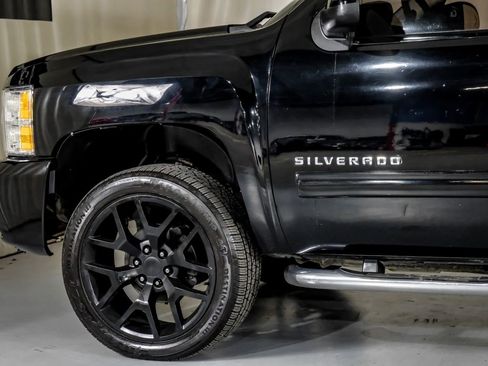 Used 2011 Chevrolet Silverado 1500 LTZ w/ LTZ Plus Package image 12