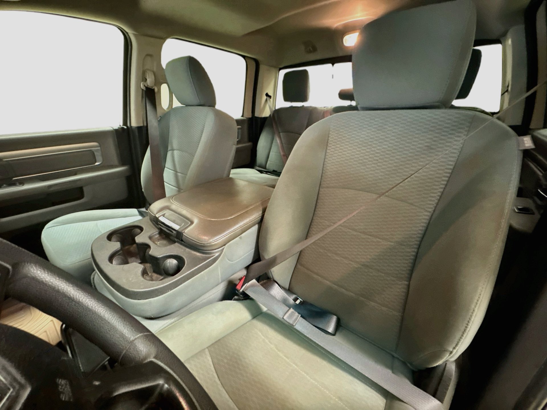 Used 2019 RAM 1500 Classic SLT RWD image 20