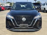 Used 2021 Nissan Kicks SV image 2