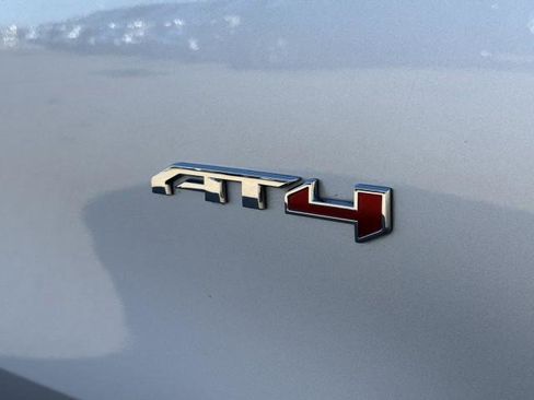 Used 2022 GMC Terrain AT4 w/ Tech Package image 13