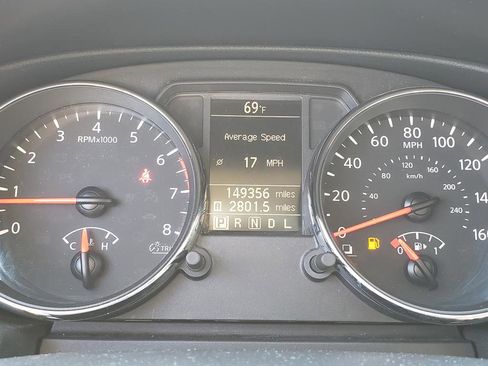 Used 2012 Nissan Rogue SL image 24