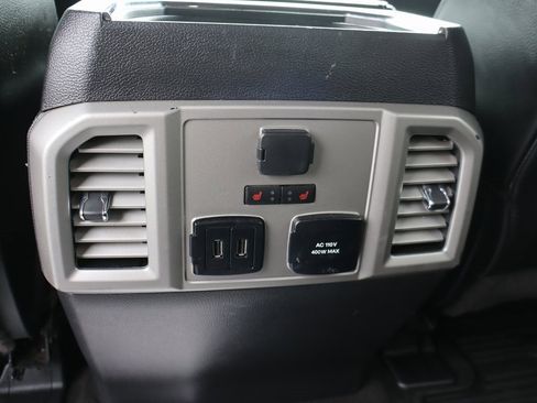 Used 2017 Ford F450 Lariat w/ Tow Technology Bundle image 29