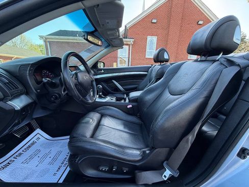 Used 2009 INFINITI G37 Convertible w/ Premium Pkg RWD image 19