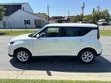 New 2025 Kia Soul S image 3