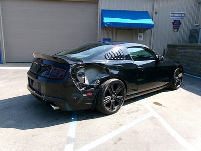 Used 2014 Ford Mustang Coupe w/ V6 Performance Package