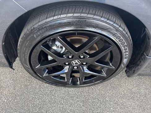 Used 2025 Honda Civic Sport image 37