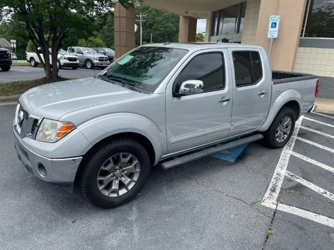 Used 2019 Nissan Frontier SL image 7