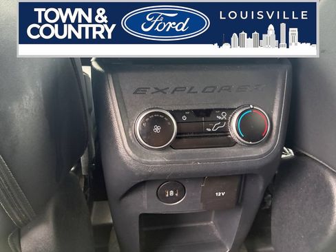 Used 2025 Ford Explorer ST-Line w/ ST-Line Street Pack AWD/4WD image 21