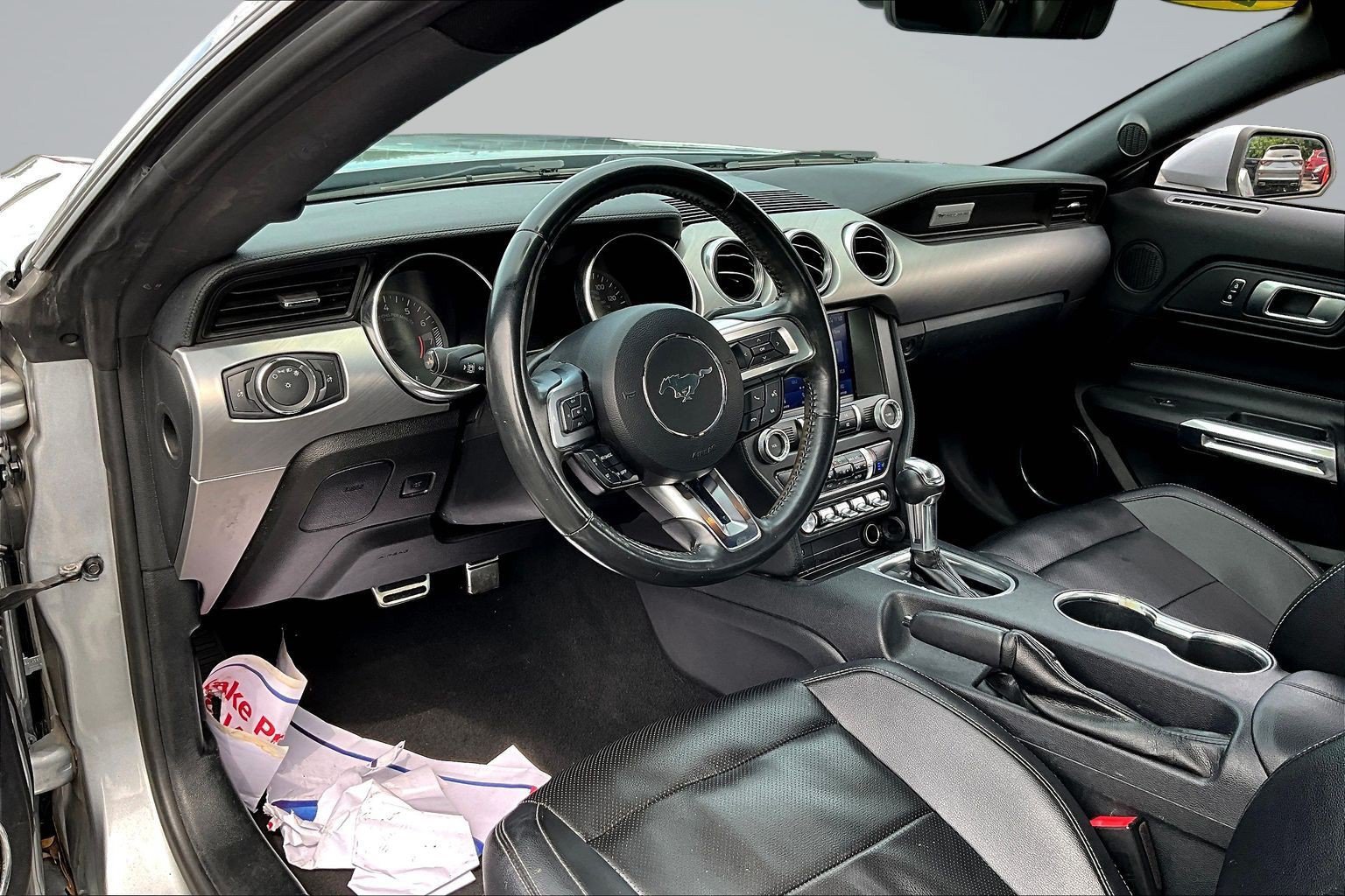 Used 2022 Ford Mustang Premium RWD image 13