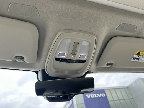 Used 2026 Volvo XC40 B5 Ultra w/ Protection Package Premier image 16