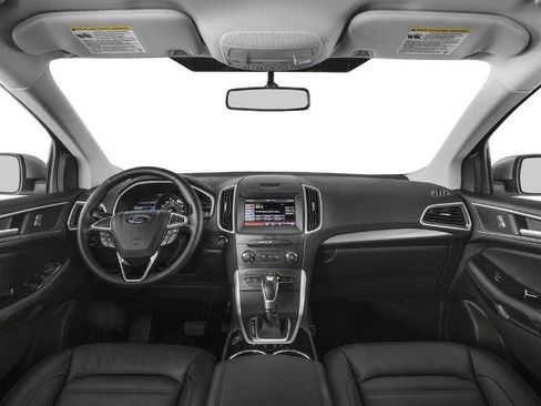 Certified 2018 Ford Edge Titanium w/ Equipment Group 301A AWD/4WD image 5