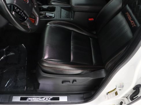 Used 2023 Nissan Frontier PRO-4X w/ Pro-4X Premium Package AWD/4WD image 15
