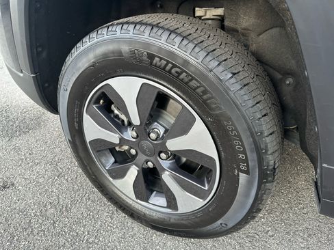 Used 2023 Jeep Grand Cherokee 4WD 4xe image 15