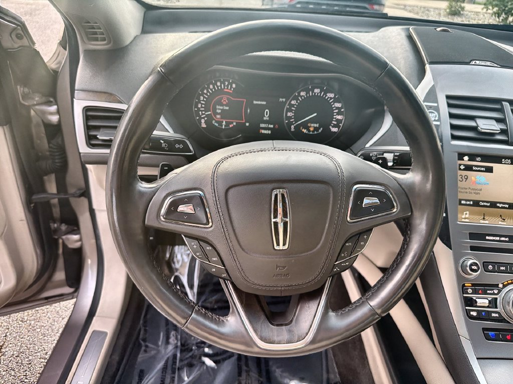 Used 2018 Lincoln MKZ Reserve w/ Magnetic Appearance Package AWD/4WD image 11